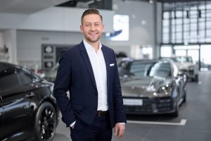 Businessportrait Geschäftsführer Porsche Zentrum